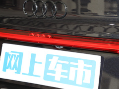 2024款 45 TFSI quattro S-line 黑武士版