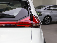 2023款 1.5L CVT灵动版 