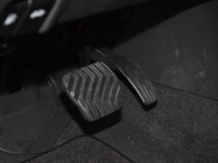 2023款 经典 2.0L 两驱智联舒享版