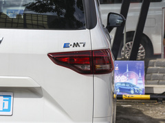 2023款 長軸?豪華營運版國軒9座 65kWh