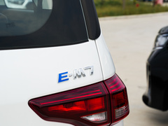 2023款 長軸?豪華營運版國軒9座 65kWh