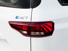 2023款 長軸?豪華營運版國軒9座 65kWh
