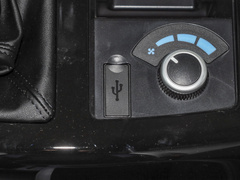 2024款 1.5T 手动舒适型 9座