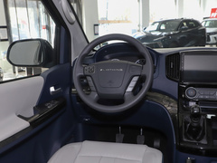 2024款 1.5T 手动豪华型 7座