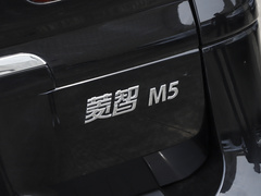 2024款 M5L 1.5T 手动豪华型 7座