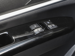 2024款 M5L 1.5T 手动豪华型 7座