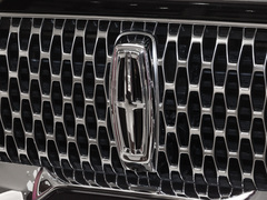 2023款 3.0T V6 四驱尊享巡航版 六座