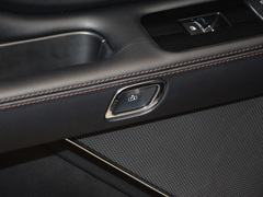 2023款 3.0T V6 四驱尊享巡航版 六座