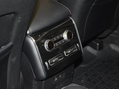 2023款 3.0T V6 四驱尊享巡航版 六座