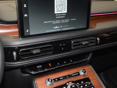 2023款 3.0T V6 四驱尊享巡航版 六座