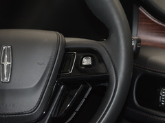2023款 3.0T V6 四驱尊享巡航版 六座