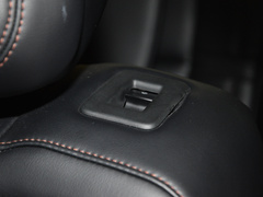 2023款 3.0T V6 四驱尊享巡航版 六座
