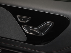 2023款 3.0T V6 四驱尊享巡航版 六座