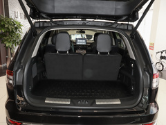 2023款 3.0T V6 四驱尊享巡航版 七座