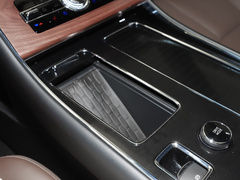 2023款 3.0T V6 四驱尊雅巡航版 六座