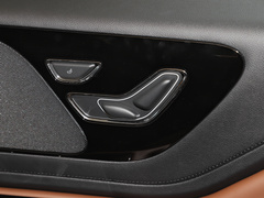 2023款 3.0T V6 四驱尊雅巡航版 六座