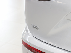 2024款 1.5T 四驱Plus版 5座