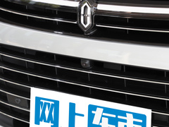 2024款 1.5T 四驱Plus版 5座