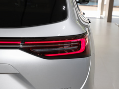 2024款 1.5T 四驱Plus版 5座