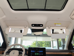 2024款 1.5T 四驱Plus版 5座