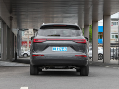 2024款 1.5T 两驱Plus版 5座