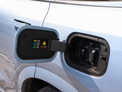 2024款 1.5T 两驱Plus版 5座