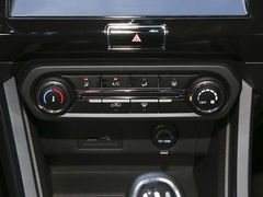 2023款 改款 1.5L 手动电商版 