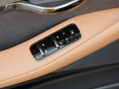 2024款 PHEV 四驱超长续航旗舰版