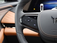 2024款 PHEV 四驱超长续航旗舰版