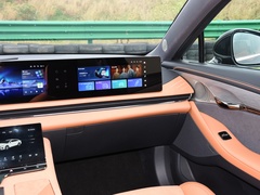 2024款 PHEV 四驱超长续航旗舰版