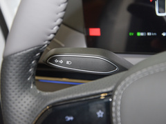 2024款 PHEV 四驱超长续航旗舰版