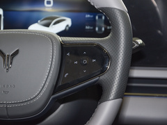 2024款 PHEV 四驱超长续航旗舰版