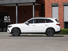 2023款 改款 GLC 260 L 4MATIC 动感型 5座