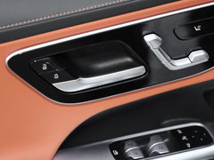 2023款 改款 GLC 260 L 4MATIC 动感型 5座