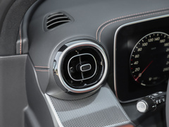 2023款 改款 GLC 260 L 4MATIC 动感型 5座