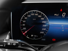 2023款 改款 GLC 260 L 4MATIC 动感型 5座