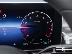 2023款 改款 GLC 260 L 4MATIC 动感型 5座