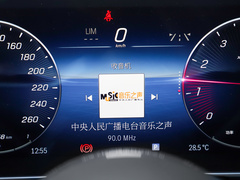 2023款 改款 GLC 260 L 4MATIC 动感型 5座