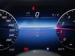 2023款 改款 GLC 260 L 4MATIC 动感型 5座