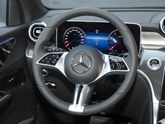 2023款 改款 GLC 260 L 4MATIC 动感型 5座