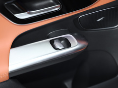 2023款 改款 GLC 260 L 4MATIC 豪华型 5座