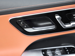 2023款 改款 GLC 260 L 4MATIC 豪华型 5座
