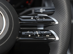 2023款 改款 GLC 260 L 4MATIC 豪华型 5座
