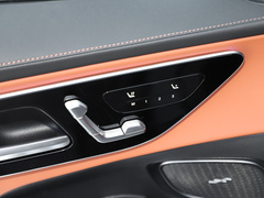 2023款 改款 GLC 260 L 4MATIC 豪华型 5座