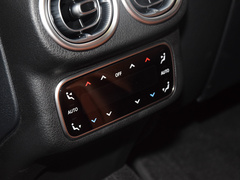 2023款 改款 GLC 260 L 4MATIC 豪华型 7座