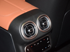 2023款 改款 GLC 260 L 4MATIC 豪华型 7座
