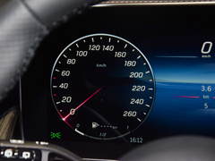 2023款 改款 GLC 260 L 4MATIC 豪华型 7座