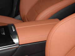 2023款 改款 GLC 260 L 4MATIC 豪华型 7座