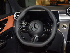 2023款 改款 GLC 260 L 4MATIC 豪华型 7座
