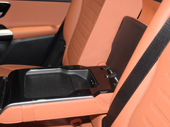 2023款 改款 GLC 260 L 4MATIC 豪华型 7座